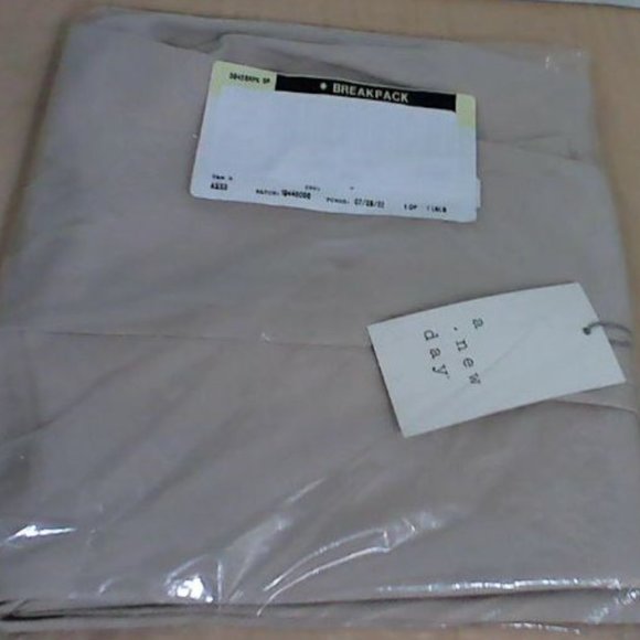 A New Day Super-High Rise Slim Fit Cropped Kick Flare Pull-On Pants - Picture 2 of 3